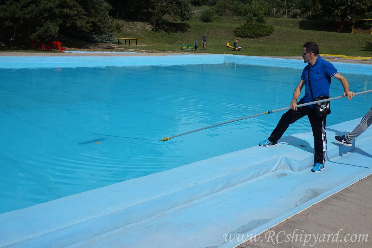 0038 RC Submarine Shipyard model submarines, parts and knowledge base