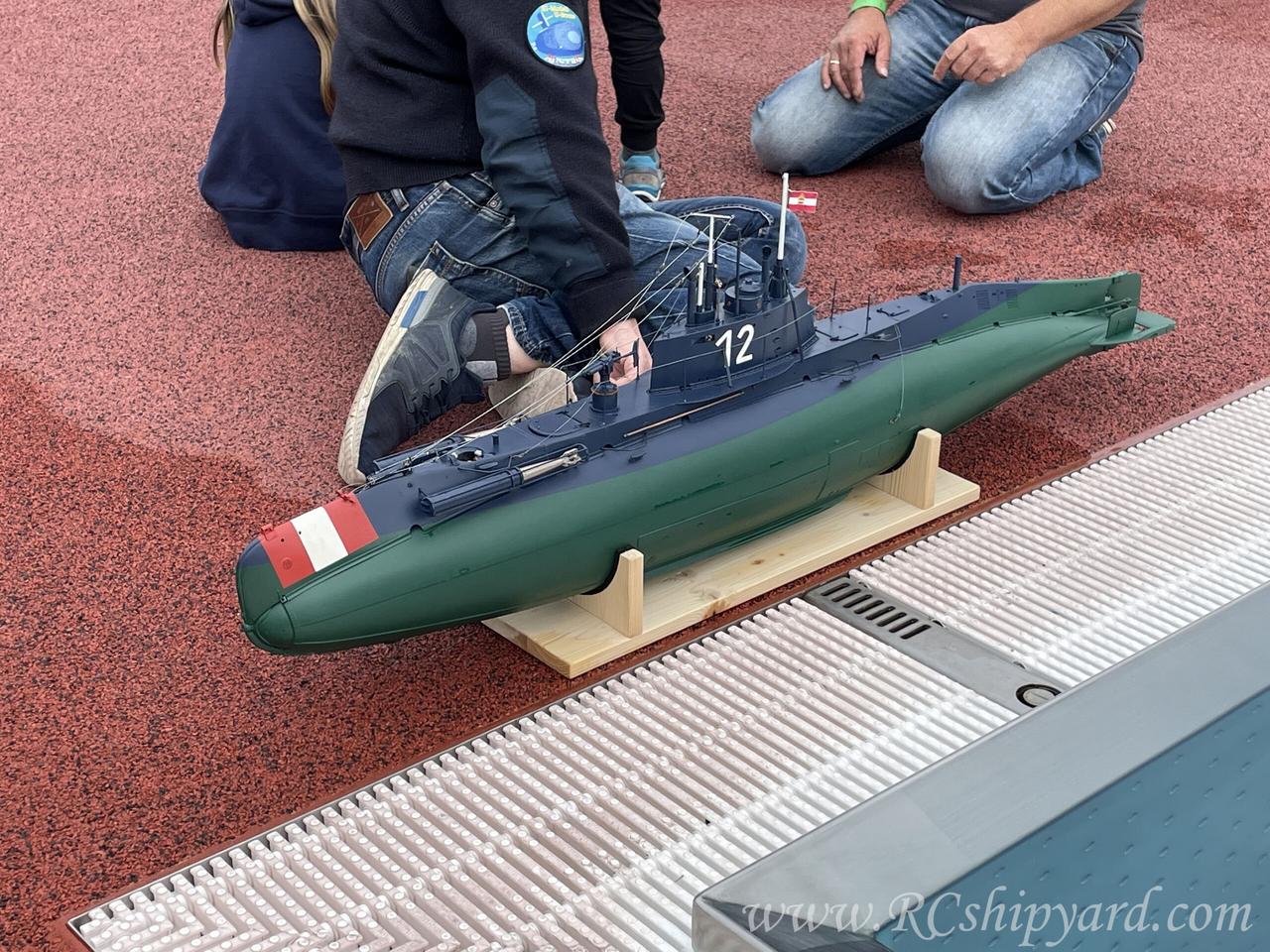 0044 RC Submarine Shipyard model submarines, parts and knowledge base